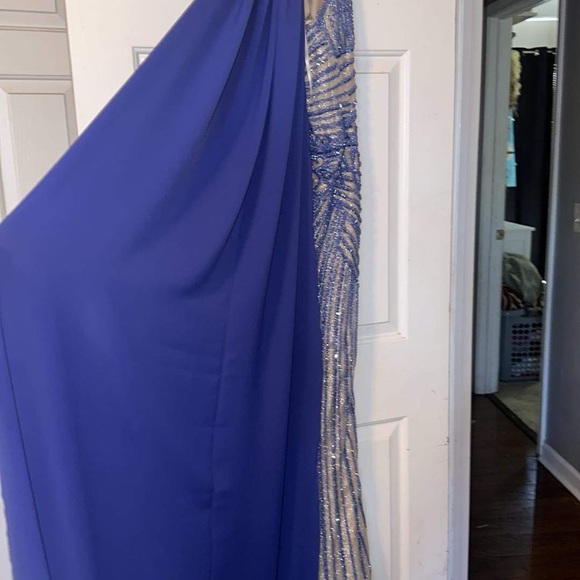 Portia & Scarlett dress size 6 pageant, prom, evening gown - Picture 6 of 8